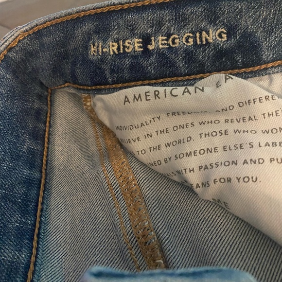 American Eagle Jeans - Picture 4 of 5